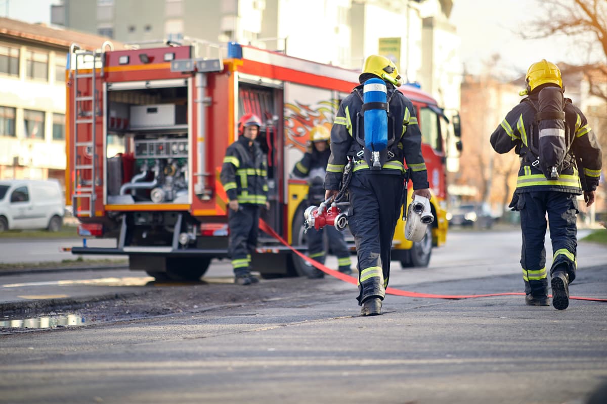 Equipamientos contra incendios y seguridad